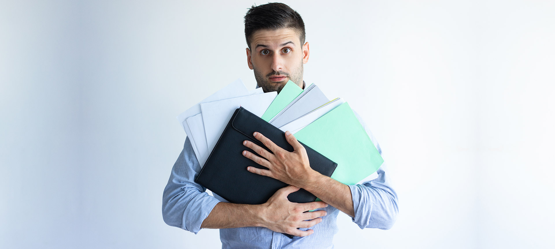 recruiter optimizing the remote recruitment process