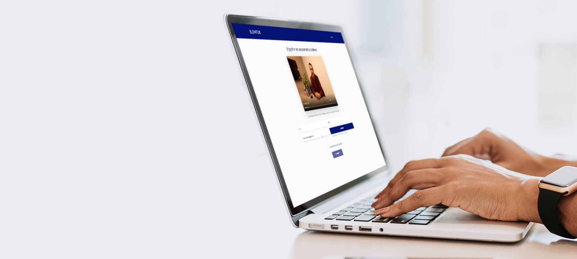 An employee using EVA-SSESS on his laptop to assess applicants.