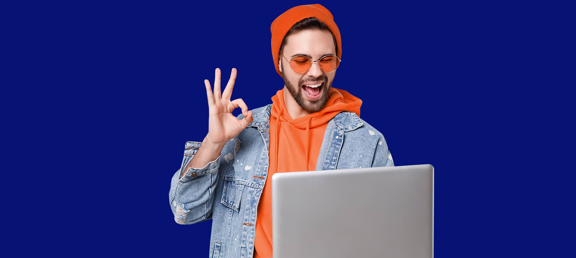 Happy candidate using recruiting solutions