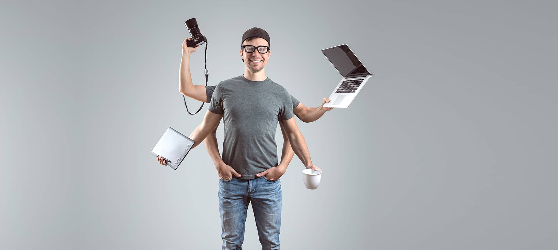 A recruiter using an ATS