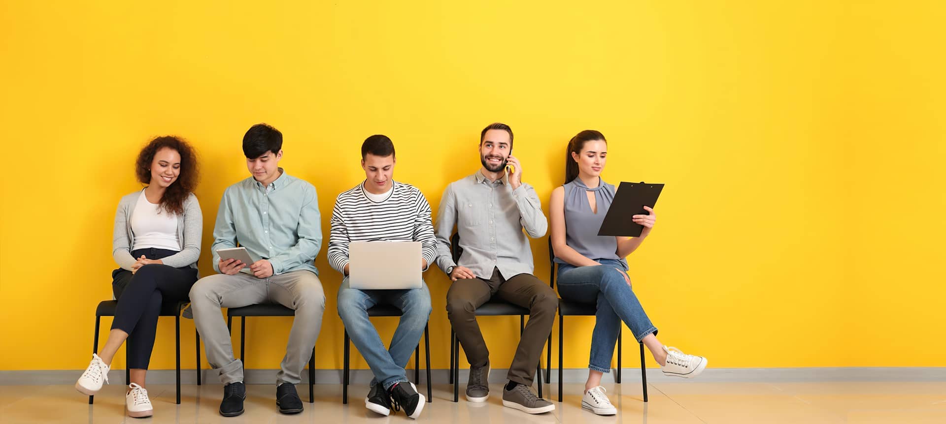 recruiters using an AI-powered ATS