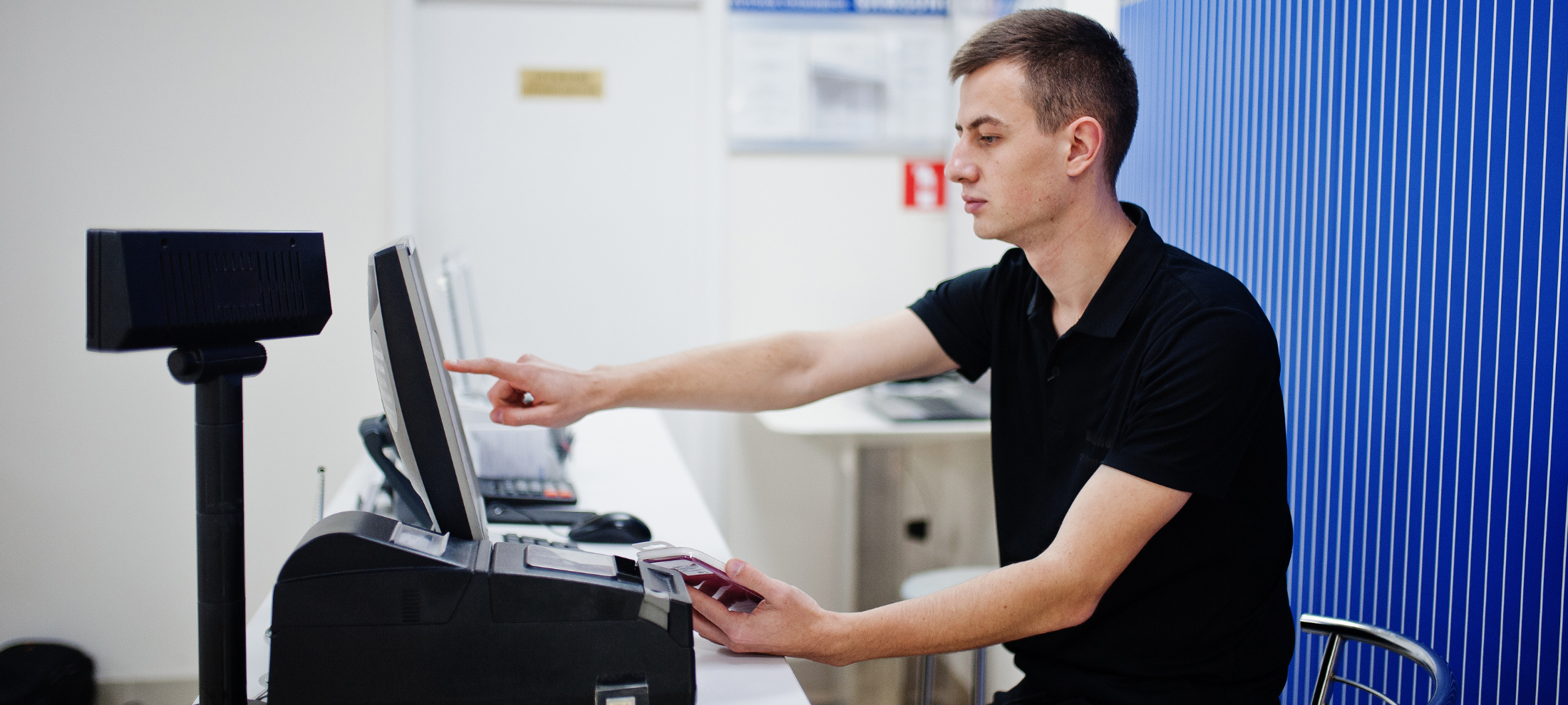 A recruiter found the best candidate with our Cashier job description
