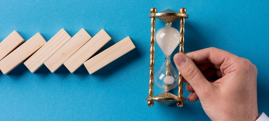 صورة تعبيرية عن نموذج تقييم الأداء الوظيفي حسب الفترات الزمنية