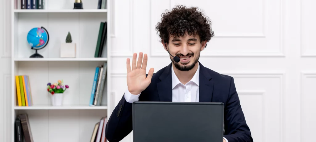 10 Job Interview Assessments to Ensure Better Hires & Avoid Mistakes | Elevatus A candidate talking to a recruiter to assess him