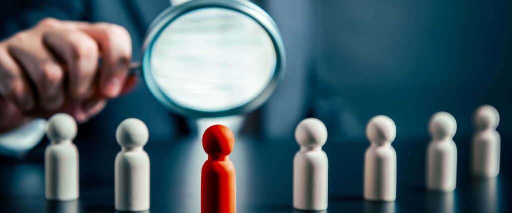 خطة التعاقب الوظيفي: ٥ خطوات لبناء فريق قيادي بتقنيات ذكية | Elevatus رسم تمثيلي يعبر عن خطة التعاقب الوظيفي