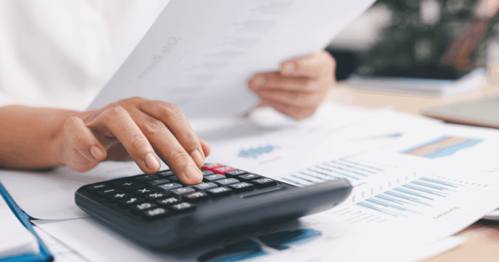Financial Reporting Analyst Job Description | Elevatus An image of a Financial Reporting Analyst job description with financial close
cycle management, audit readiness, and technical skills required for finance
reporting teams.
